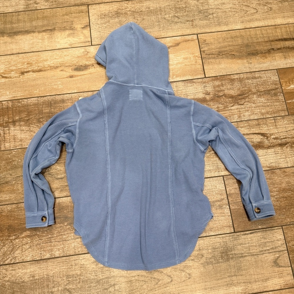 American Eagle Outfitters | Blue Oversized Sweater - Picture 8 of 8